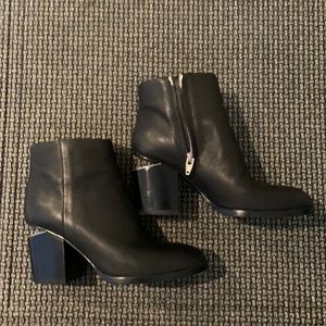 Alexander Wang Gabi booties 37
